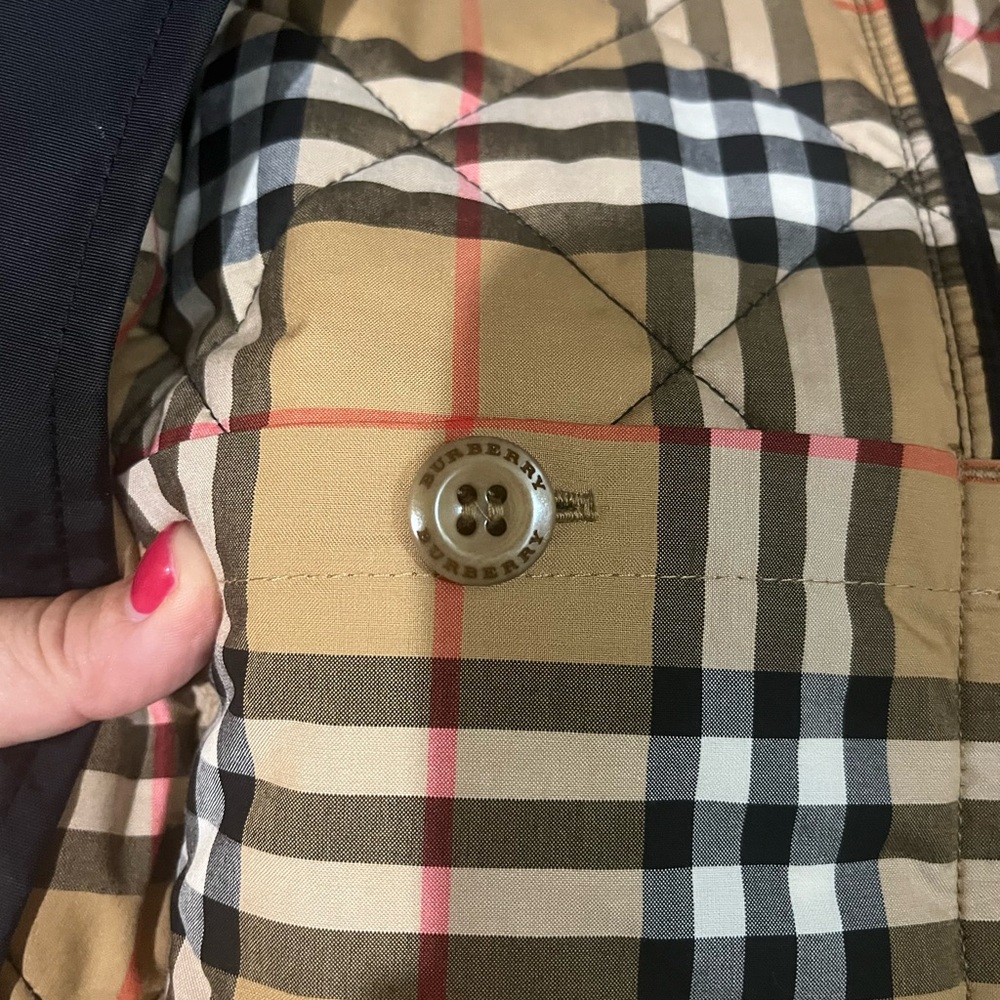 Burberry Black Quilted Puffer Coat - Picture 7 of 8